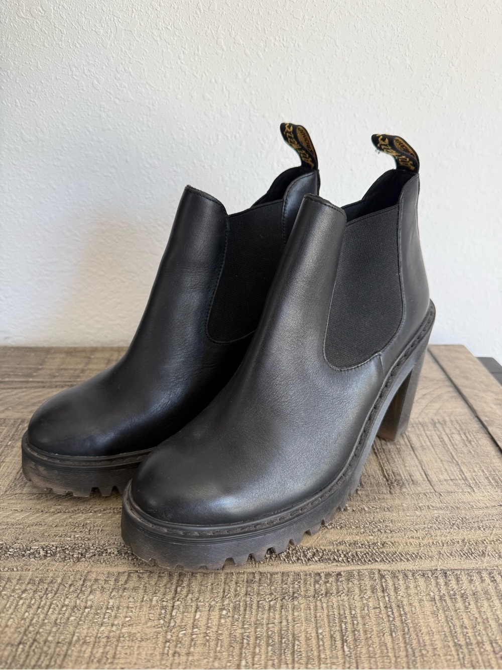 Doc Marten’s Black Leather Heeled Platform Chunky Booties Size 9